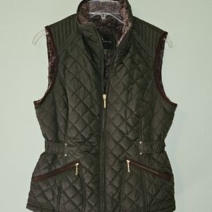 Weatherproof Women's Quilted Vest in Dark Green